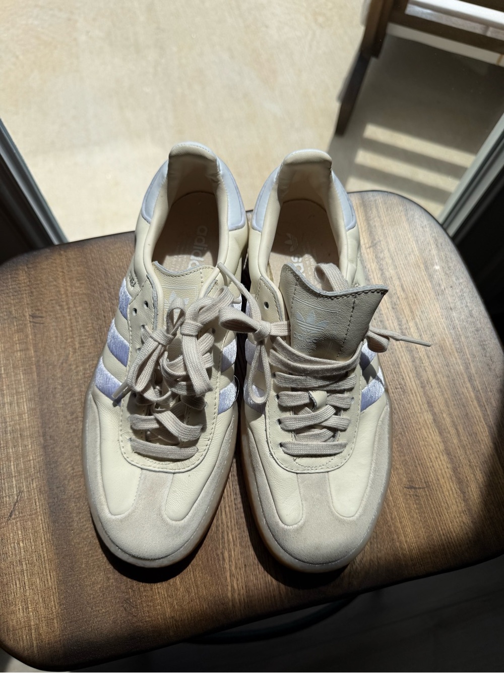 SAMBA Adidas Cream Suede & Leather women Sneakers with Gum Sole - Picture 3 of 4